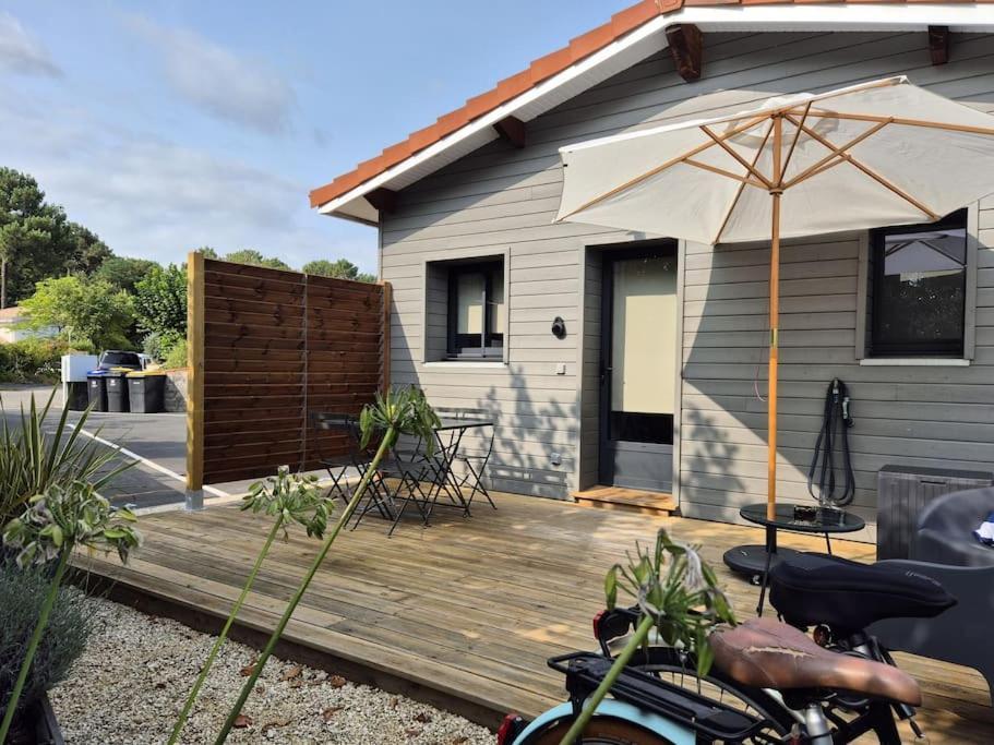 Les Cabanes De L'Airial Pignots Andernos-les-Bains Exterior photo